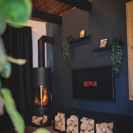 Chalet Theattic *